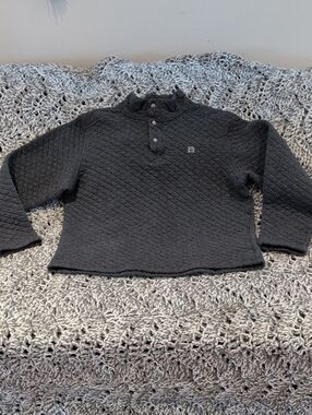 330 - Avalanche Quilted Henley Pullover | Size L